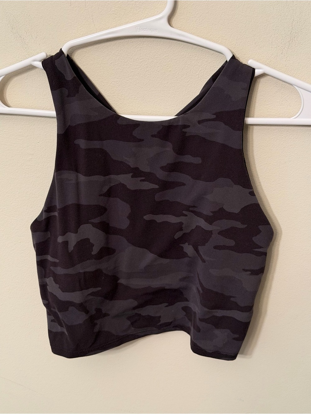 Athleta Conscious Crop in Camo size Small